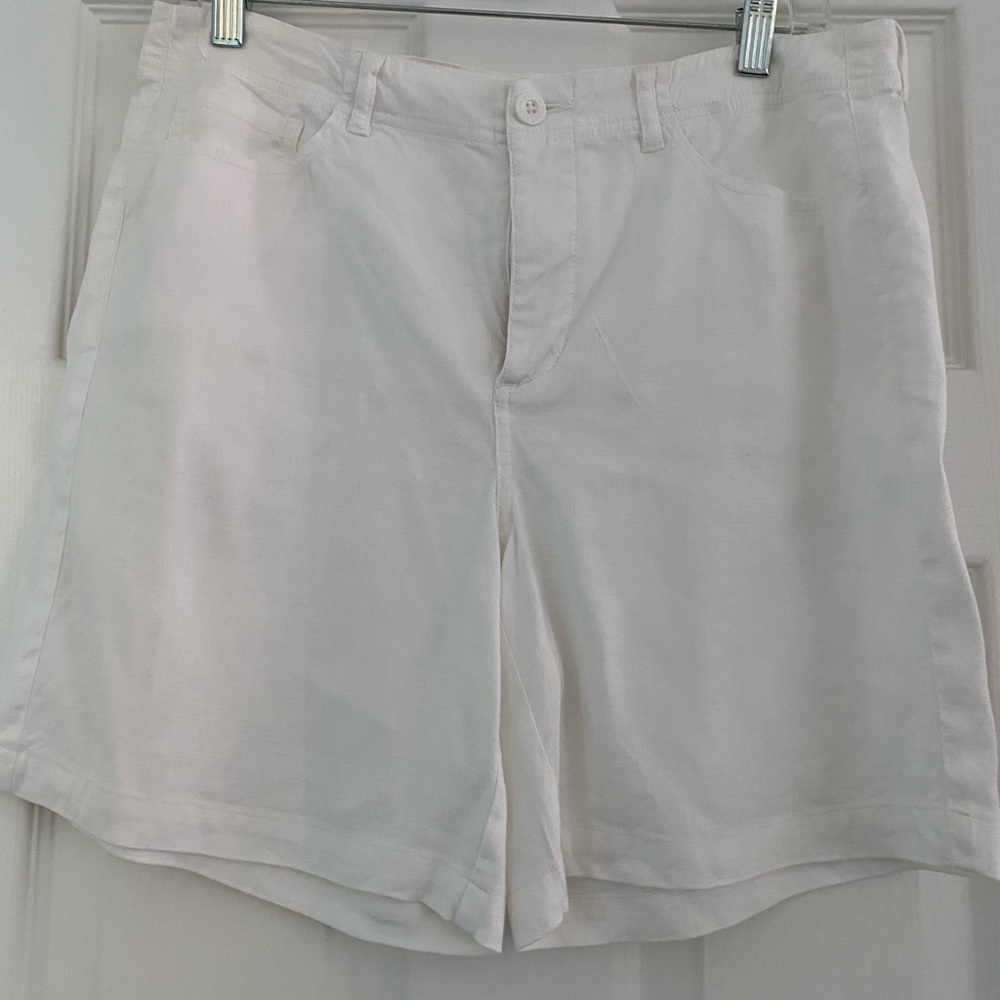 NYDJ - Not Your Daughter’s Jeans - Crisp Tailored Design